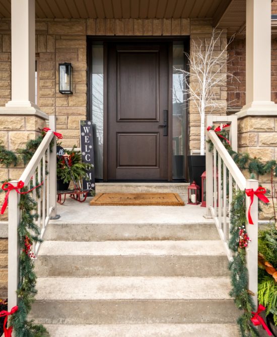 Classic_Cherry MASTERGRAIN Door in Bridle stain color - C217