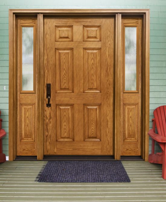 Beach/Cottage House Style. O277-Classic Oak-Harvest-MASTERGRAIN Door